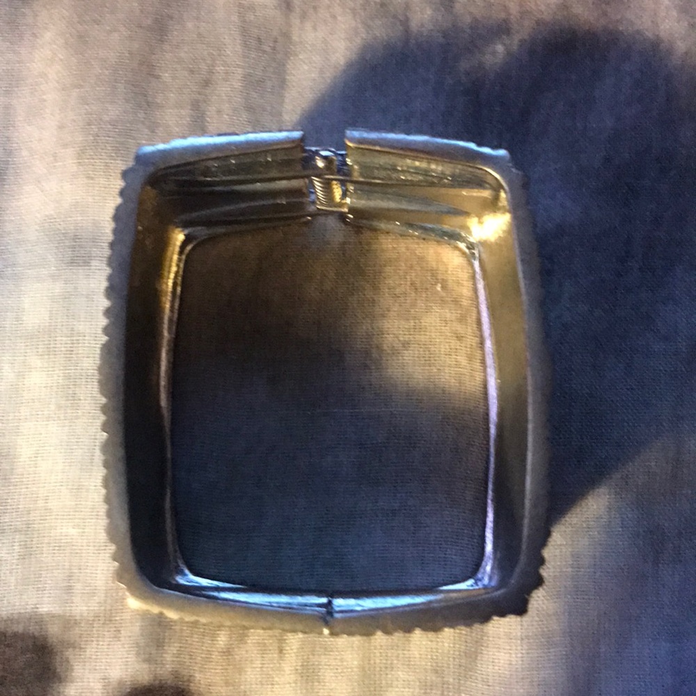 Bangle - Picture 3 of 3